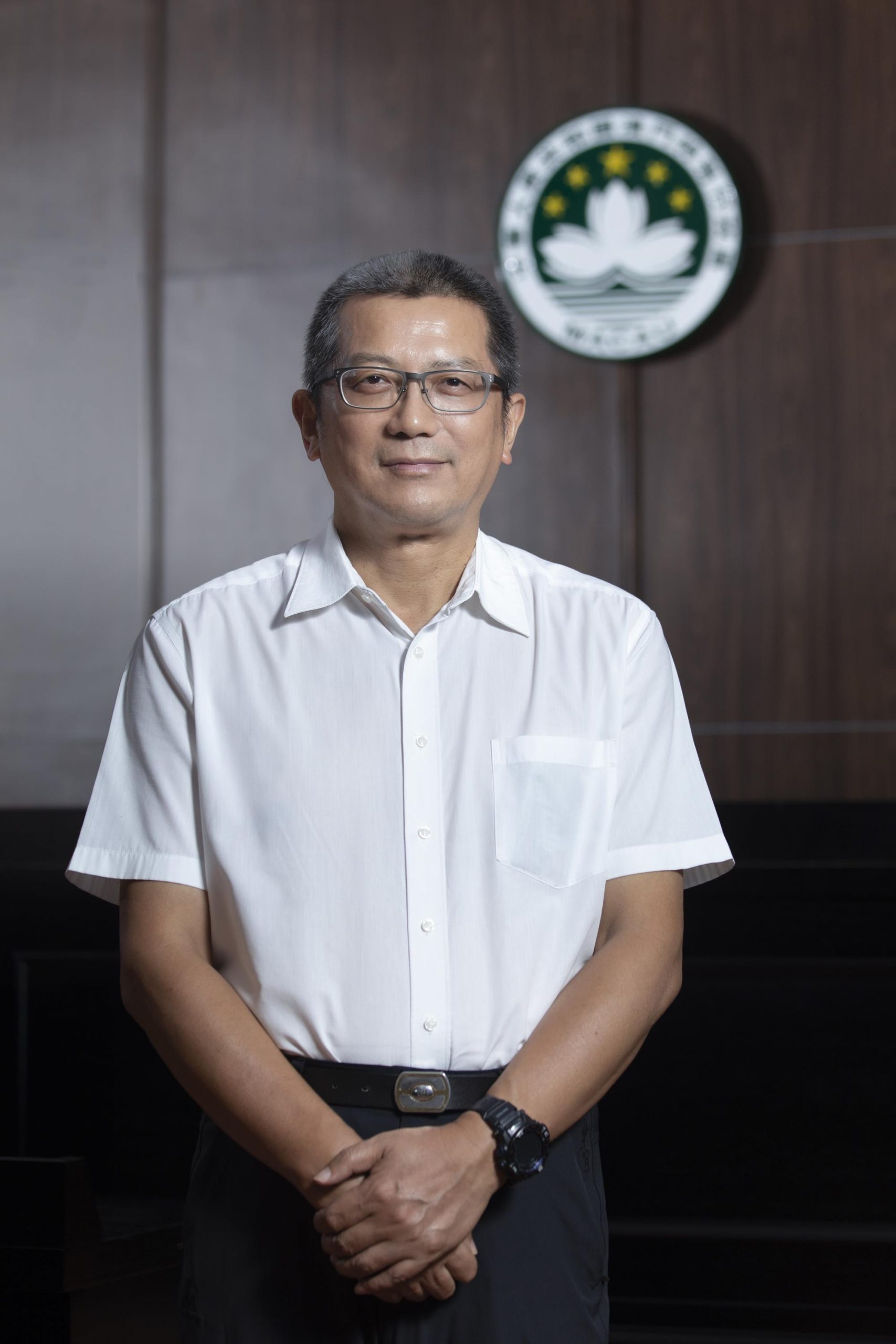 Prof Lok Wai Kin