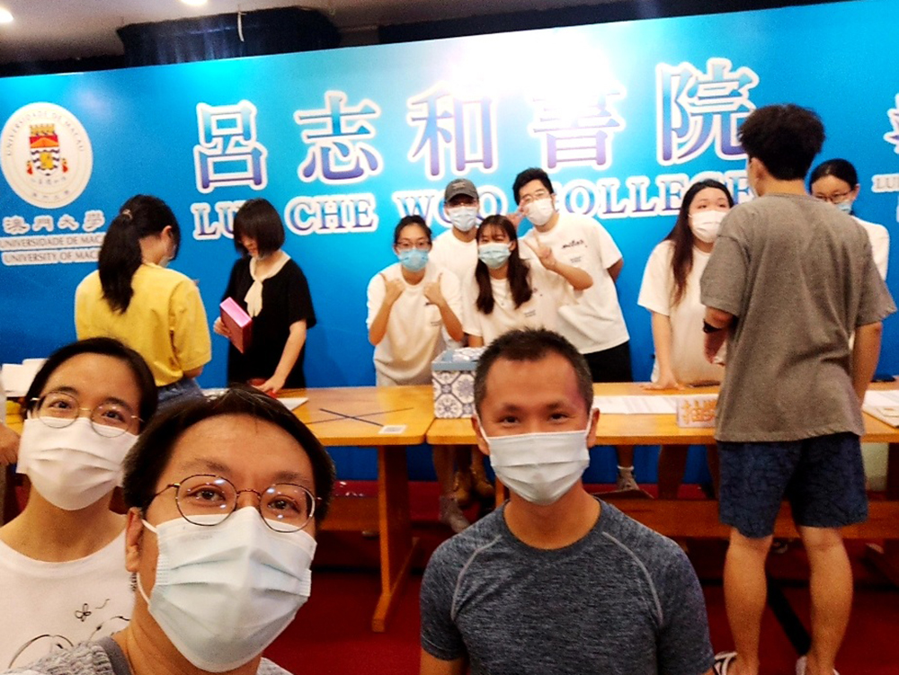 Prof Desmond Lam Chee Shiong organises various activities in the RC to help students achieve well-rounded development.