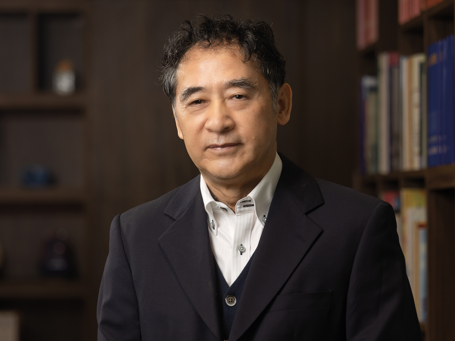 於興中教授