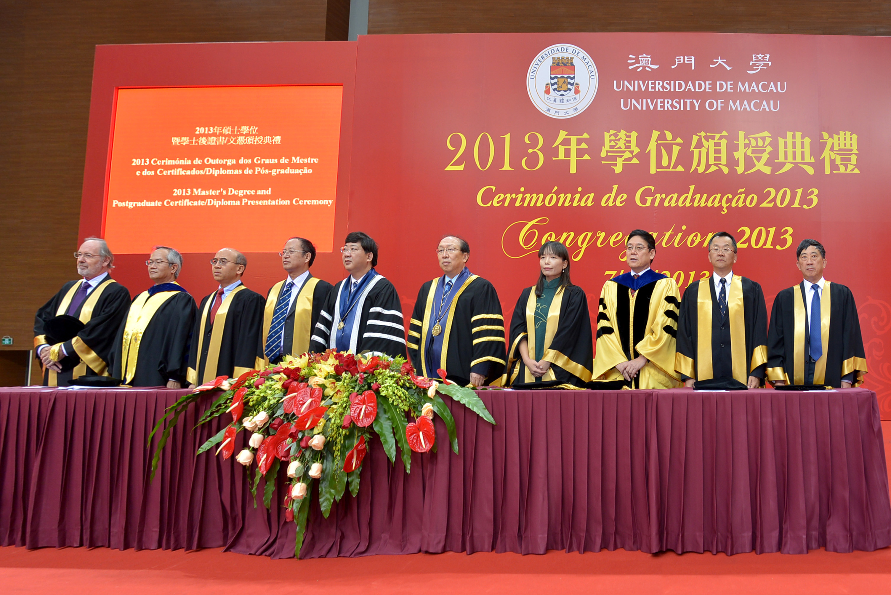 Graduate School Holds 2013 Master s Degree And Postgraduate Certificate 